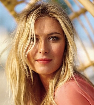 Мария Шарапова снялась в летней фотосессии