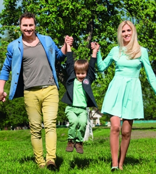 Олег Собчук с женой и сыном