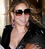 Мэрайя Кери вышла в свет в сексуальном образе