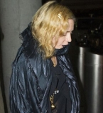 Мадонна появилась на публике без макияжа