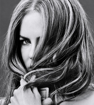 Николь Кидман демонстрирует неувядающую красоту