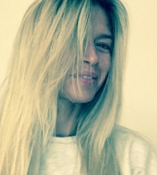 Вера Брежнева впервые прокомментировала беременность