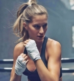 Жизель Бундхен в новой рекламной фотосессии