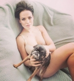 Даша Астафьева демонстрирует сексуальность в новой фотосессии