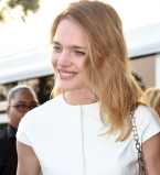 Наталья Водянова блистает в элегантном наряде