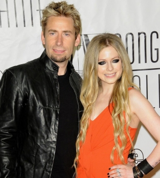 Аврил Лавин разводится с мужем