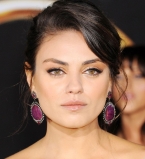 Мила Кунис родила девочку