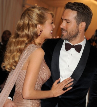 Блейк Лайвли объявила о беременности