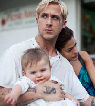 Ева Мендес и Райан Гослинг назвали дочь диснеевским именем