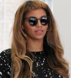 Бейонсе похвасталась новой стрижкой