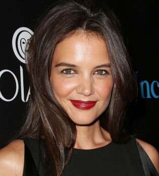 Кэти Холмс покоряет своей красотой