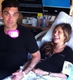 Робби Уильямс стал папой во второй раз и снял роды жены на видео