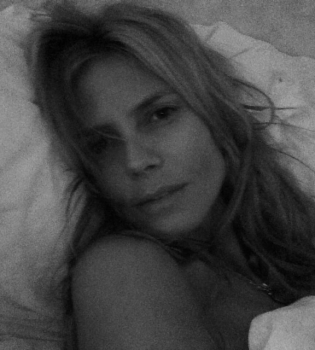 Хайди Клум демонстрирует лицо без макияжа