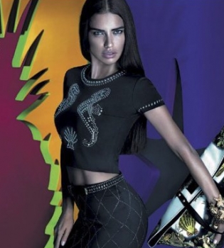 Адриана Лима в рекламе Versace