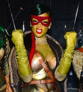 Образы звезд на Хэллоуин 2014