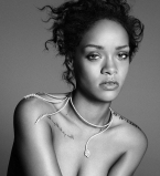 Рианна в новой фотосессии