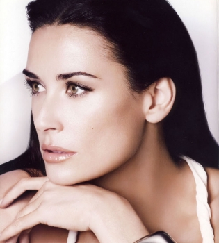 Секрет красоты и стройности роскошной Деми Мур