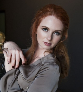 Лена Катина