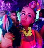 Майли Сайрус отметила 22-летие со своим бойфрендом