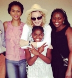 Мадонна отметила День благодарения в Малави