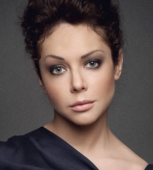 Божена Рынска собирает деньги для украинской армии