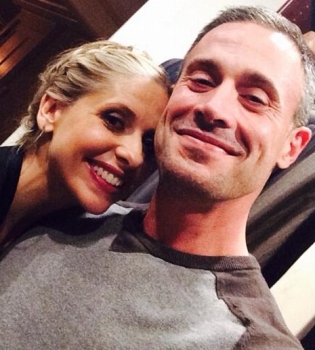 Супруг Сары Мишель Геллар Фредди Принц заново учится ходить