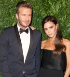 Дэвид Бекхэм впервые после ДТП появился на публике в сопровождении красавицы-жены