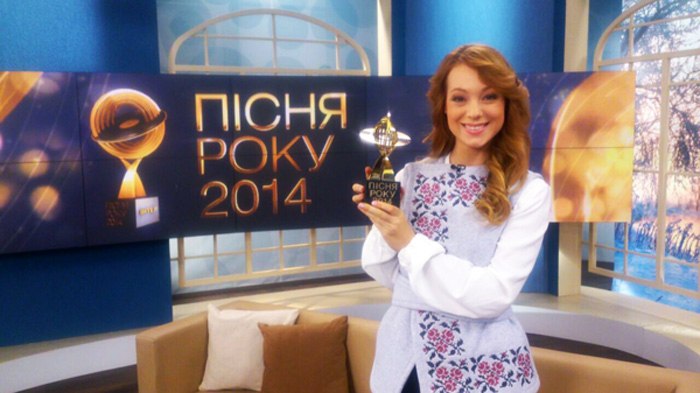 Светлана Тарабарова получила премию Песня года 2014
