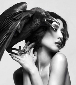 Анна Завальская уходит в кино