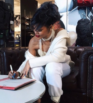 Рианна стала креативным директором Puma