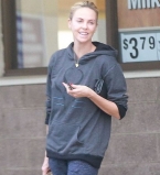 39-летняя Шарлиз Терон без макияжа