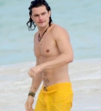 Орландо Блум показал свою новую девушку