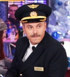 Андрей Доманский сменил имидж и обзавелся усами