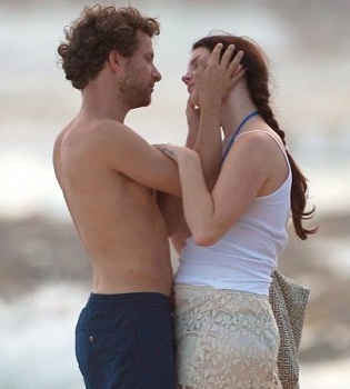 романтические каникулы Ланы Дель Рей и ее бойфренда