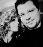 Кристина Асмус поделилась новогодним селфи с любимым