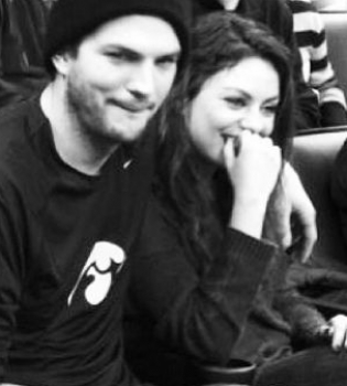 Эштон Катчер и Мила Кунис сыграли тайную свадьбу