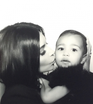 дочь Ким Кардашьян &ndash; копия своей звездной мамы