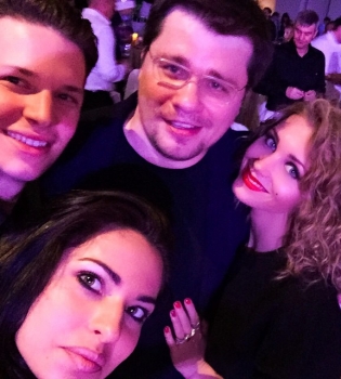 Гарик Харламов познакомил Кристину Асмус с американской родней