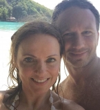 Джери Холлиуэлл отправилась на Карибские острова с женихом-миллионером