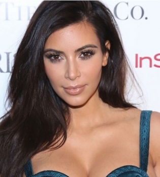 Ким Кардашьян для австралийского Vogue