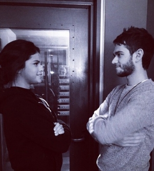 Селена Гомез показала нового бойфренда