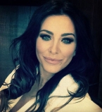 Ани Лорак приобщает 3-летнюю дочь к гламуру