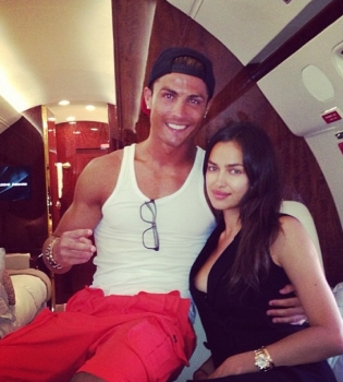 Криштиану Роналду и Ирина Шейк расстались