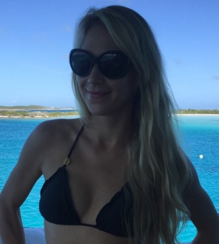 Анна Курникова в бикини