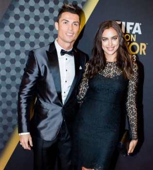 Официально: Криштиану Роналду и Ирина Шейк больше не вместе