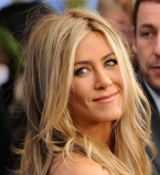 Дженнифер Энистон рассказала о своих отношениях с Анджелиной Джоли