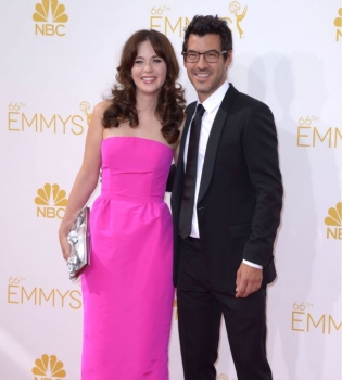 Зоуи Дешанель выходит замуж!