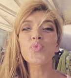 Вера Брежнева селфи