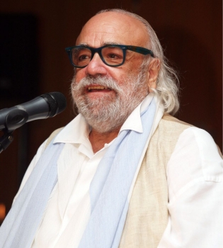 Демис Руссос