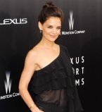 Кэти Холмс возвращается на телевидение